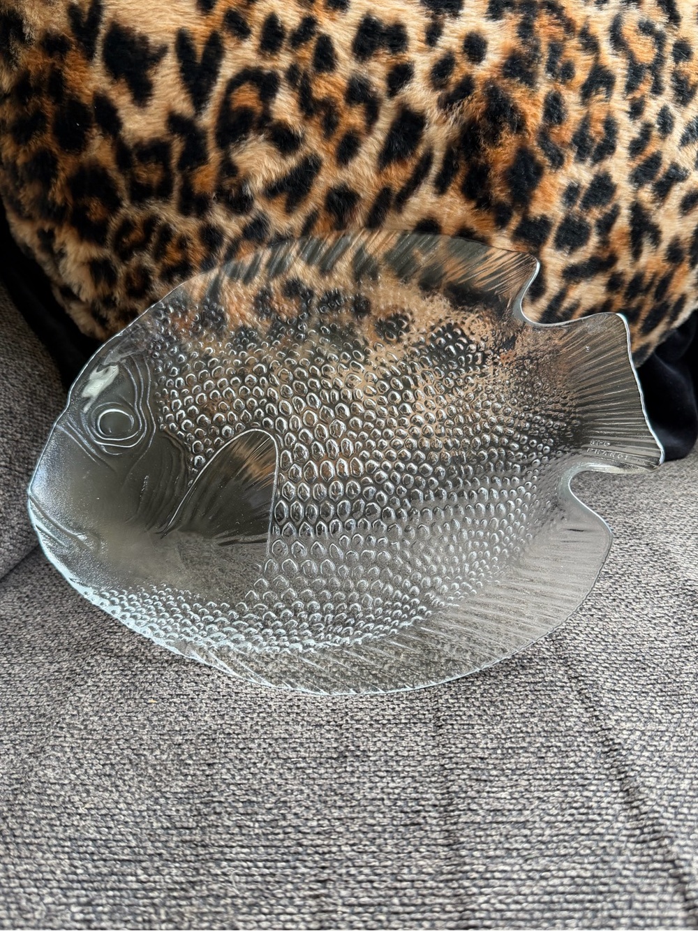 1970s Clear Glass Fish-Shaped Dish - Transparent